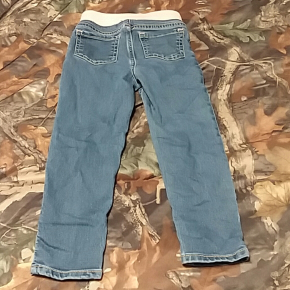 Jeans - Picture 2 of 2